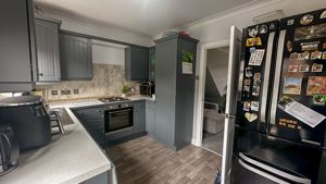 KITCHEN- click for photo gallery